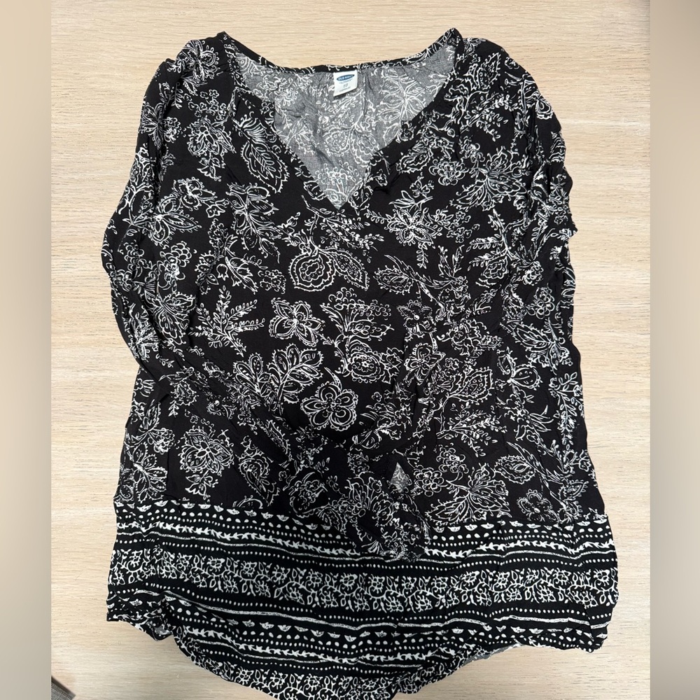 Old navy blouse